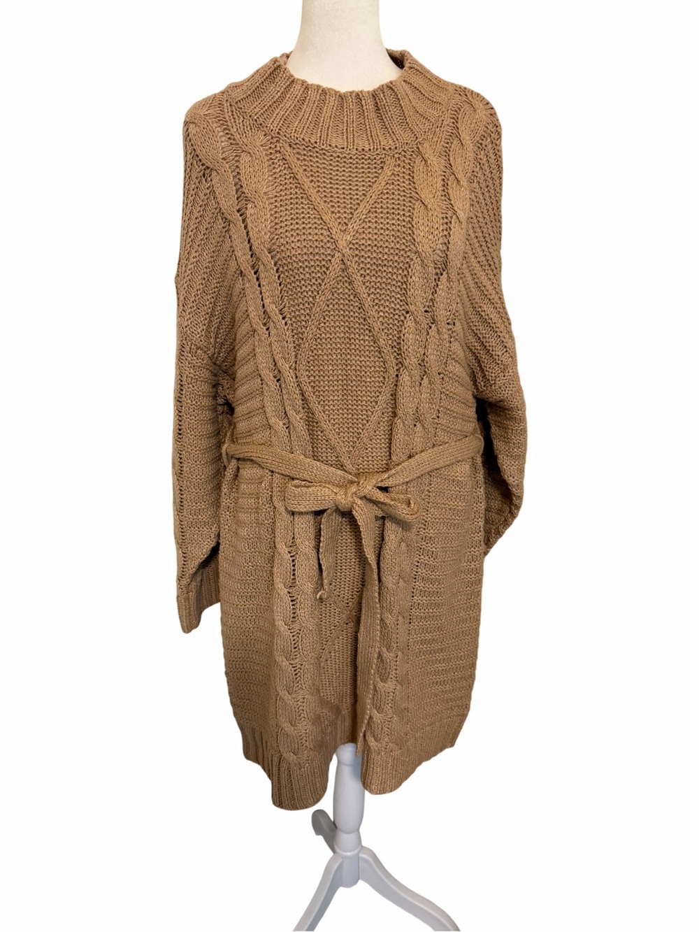 Anthropologie Amadi Leah Cozy Cable Knit Belted Sweater - Camel. Size L. NWT